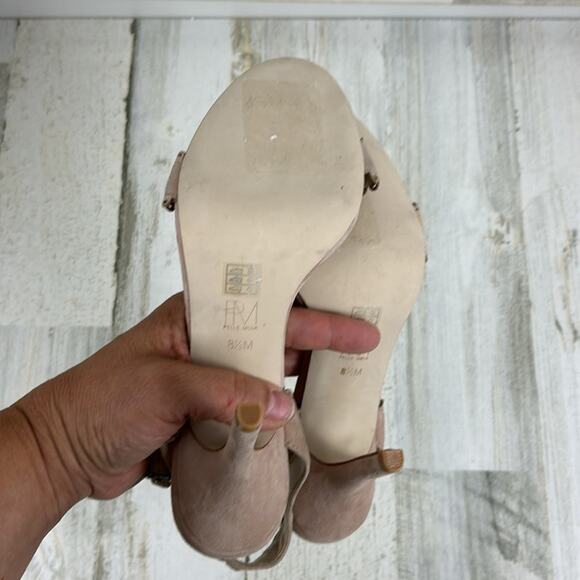 Pelle Moda womens 7.5 tan suede open toe heeled sandal pump strappy scallop edge - Picture 9 of 10